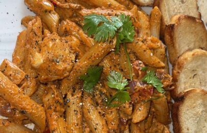 Tomato & Mascarpone Chicken Pasta